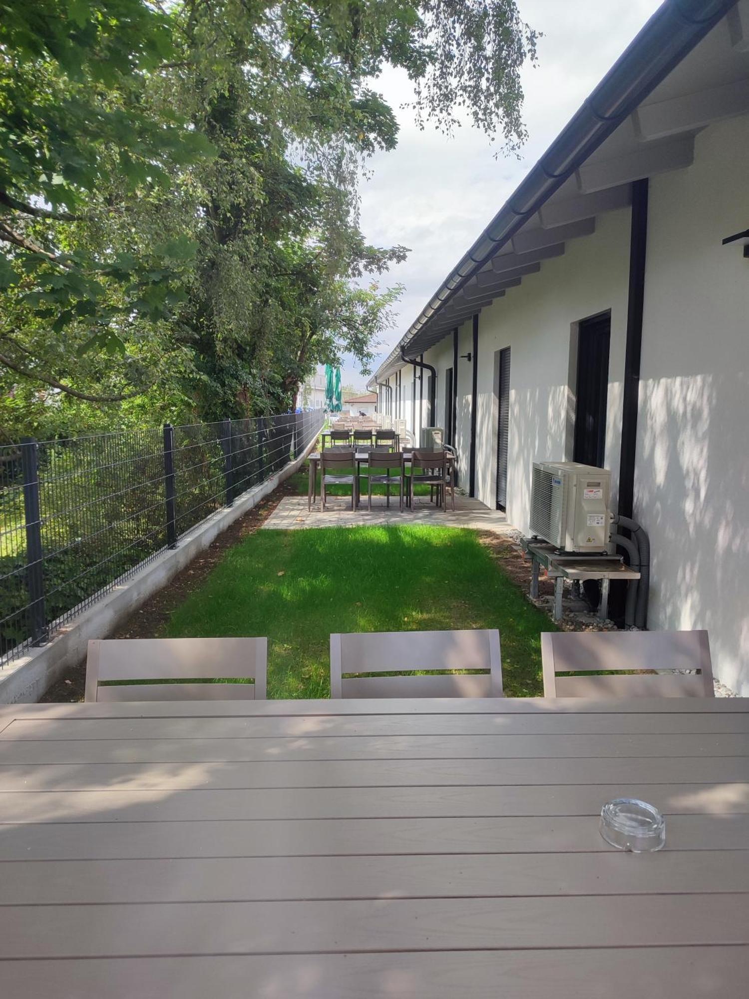 Hotel & Appartements Nice Garni Ichenhausen Exteriér fotografie